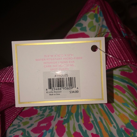 Lilly Pulitzer Large Beach Cooler Featured in Spot Ya - Picture 7 of 13